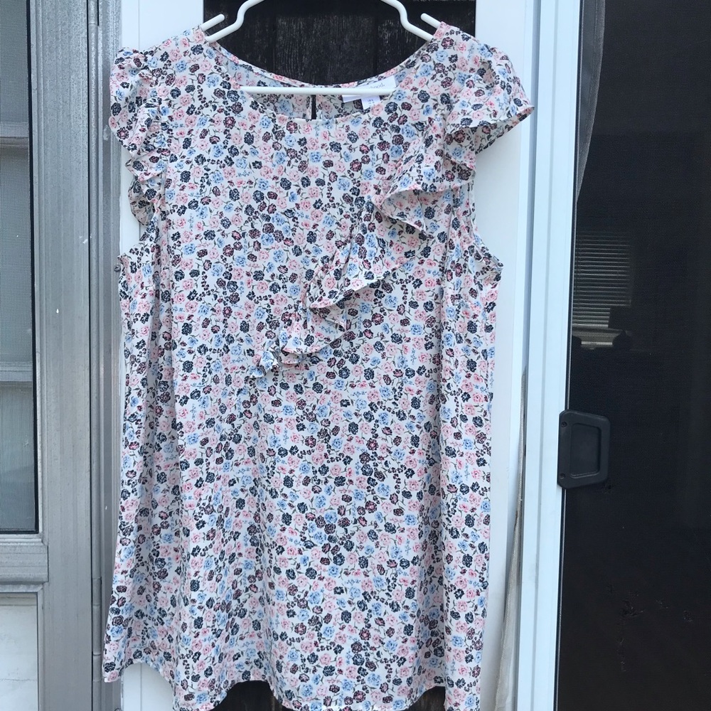 Maternity floral shirt
